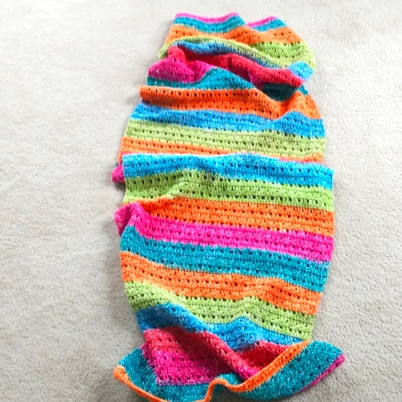 Handmade Rectangular Wrap - Picture 2 of 3